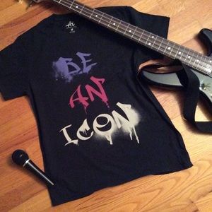 Graffiti Writing “BE AN ICON” Authentic Icon Tee